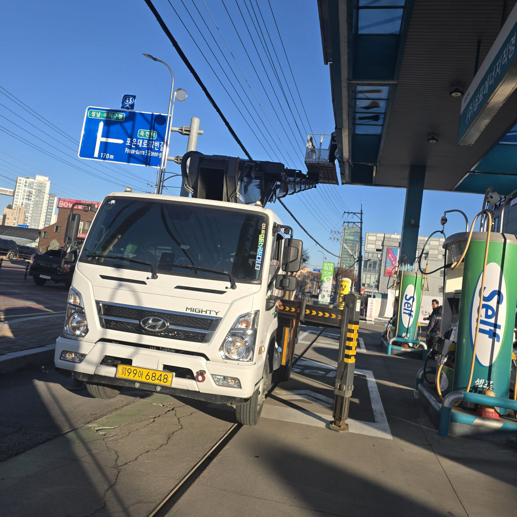 계룡 CCTV 설치 스카이차 작업